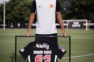 Vasco encaminha renovação de contrato com o jovem Ramon Rique até 2030
