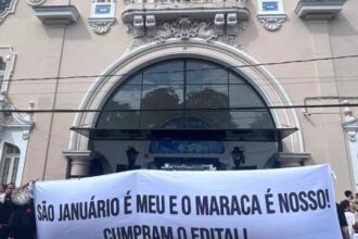Vasco enfrenta impasse por Maracanã e propõe São Januário para clássico contra Flamengo