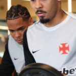 Vasco fortalece elenco com Gabriel Pereira e reintegra Walace Falcão após reviravolta no mercado