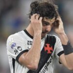 Vasco mantém esperança de deixar o Z4 após revés no clássico