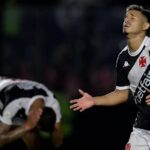 Vasco preserva titulares para duelo contra o Santa Fe visando confronto com o Grêmio