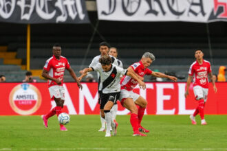 Vasco resiste à altitude de Bogotá e empata com Independiente Santa Fe