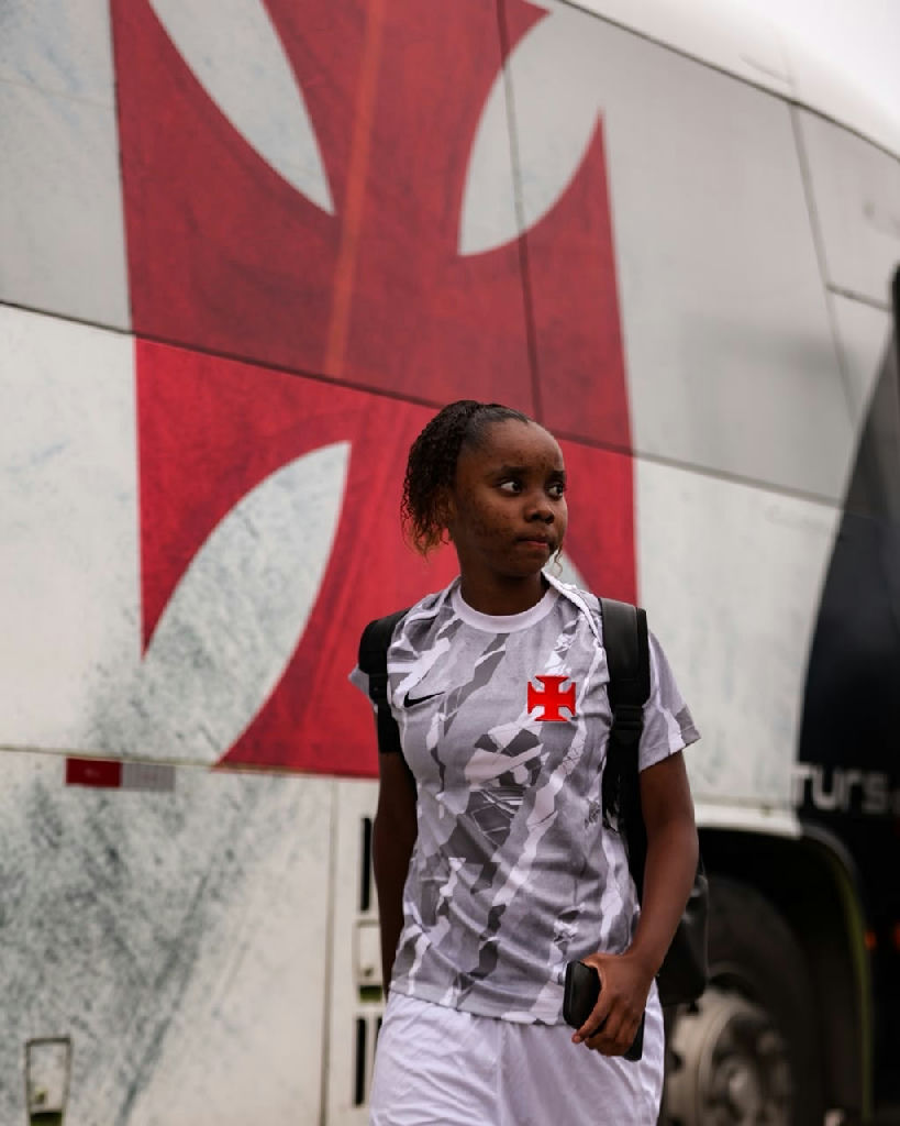Vasco sub-17 feminino desembarca na Gávea para compromisso oficial