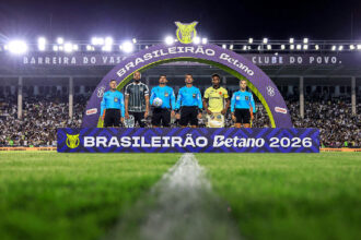 Vasco supera Coritiba com gol de Facundo Colidio no Brasileirão Betano