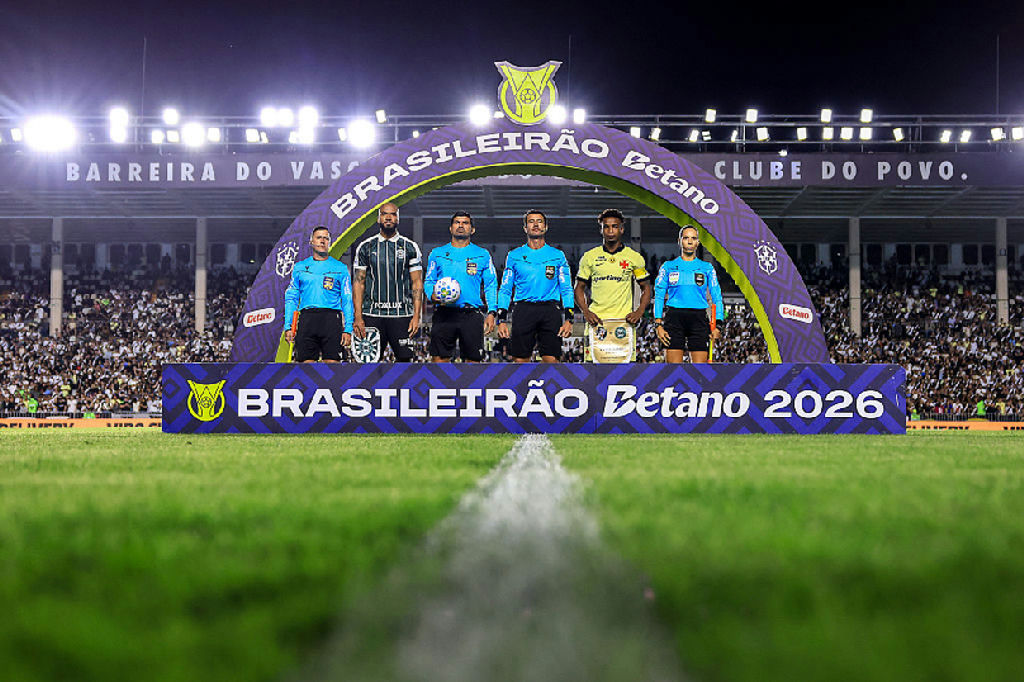 Vasco supera Coritiba com gol de Facundo Colidio no Brasileirão Betano