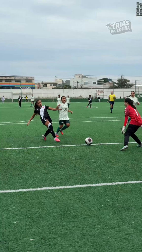 Vasco vence Cabofriense com gols de Maria Fernanda e Larah no sub-17