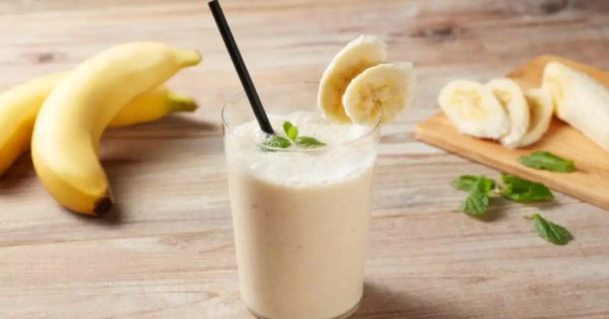 Vitamina de banana com aveia é alternativa natural para substituir bebidas industrializadas