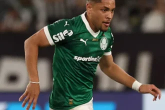 Vitor Roque atrai interesse europeu enquanto Palmeiras lida com disputa no Brasileirão