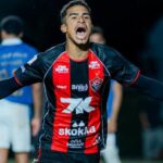 Vitória derrota Grêmio e encerra a 26ª rodada do Campeonato Brasileiro