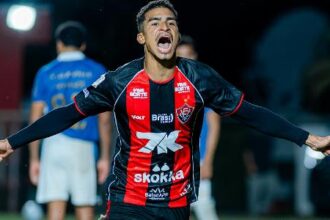 Vitória derrota Grêmio e encerra a 26ª rodada do Campeonato Brasileiro