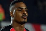 Volante do Vitória dispara contra o Grêmio após vitória no Brasileirão