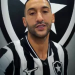Ziyech se apresenta ao Botafogo e declara propósito em sua chegada ao clube