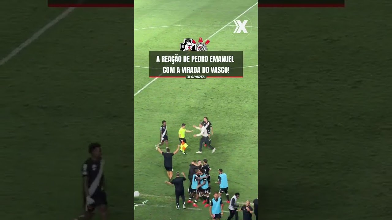 A euforia no banco do Vasco durante o gol da virada sobre o Corinthians