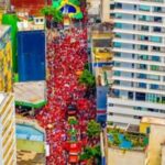 A ocupação da rua Augusta por multidão em ato político na capital paulista