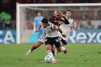 Acompanhe os lances e estatísticas do confronto entre Flamengo e Estudiantes