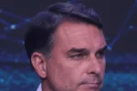 Aeronave com senador Flávio Bolsonaro e familiares pousa em Miami