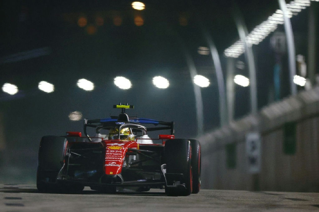 Ajuste na asa dianteira custou a pole position de Lewis Hamilton em Singapura