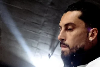 Alex Telles cobra postura do Botafogo após período de treinos com Tite