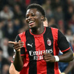Alphadjo Cissé entra para a história do Milan com hat-trick europeu