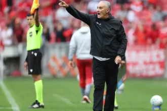 Análise aponta estabilidade no Botafogo e questiona estilo de Tite