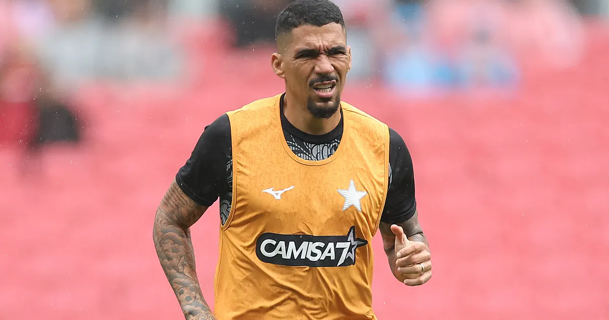 Análise aponta que escolha de Allan no Botafogo reduz competitividade