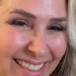 Andrea Sorvetão festeja derrotas de políticos nas urnas e é ironizada na web por seu próprio resultado