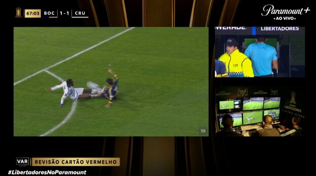 Arbitragem de Jesús Valenzuela gera reclamações em jogo de futebol