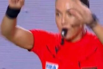 Arbitragem marca penalidade máxima após lance de Gabi Zanotti