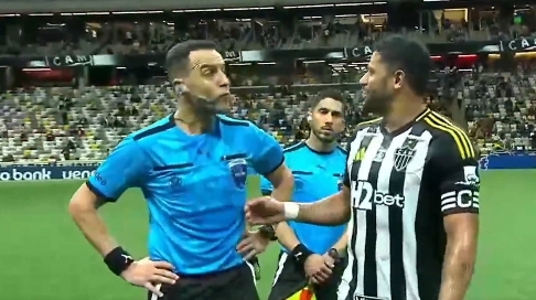 Árbitro escalado para o jogo do Fluminense já protagonizou cena inusitada