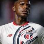 Arboleda aponta desconcentração em derrota do São Paulo para o Santos