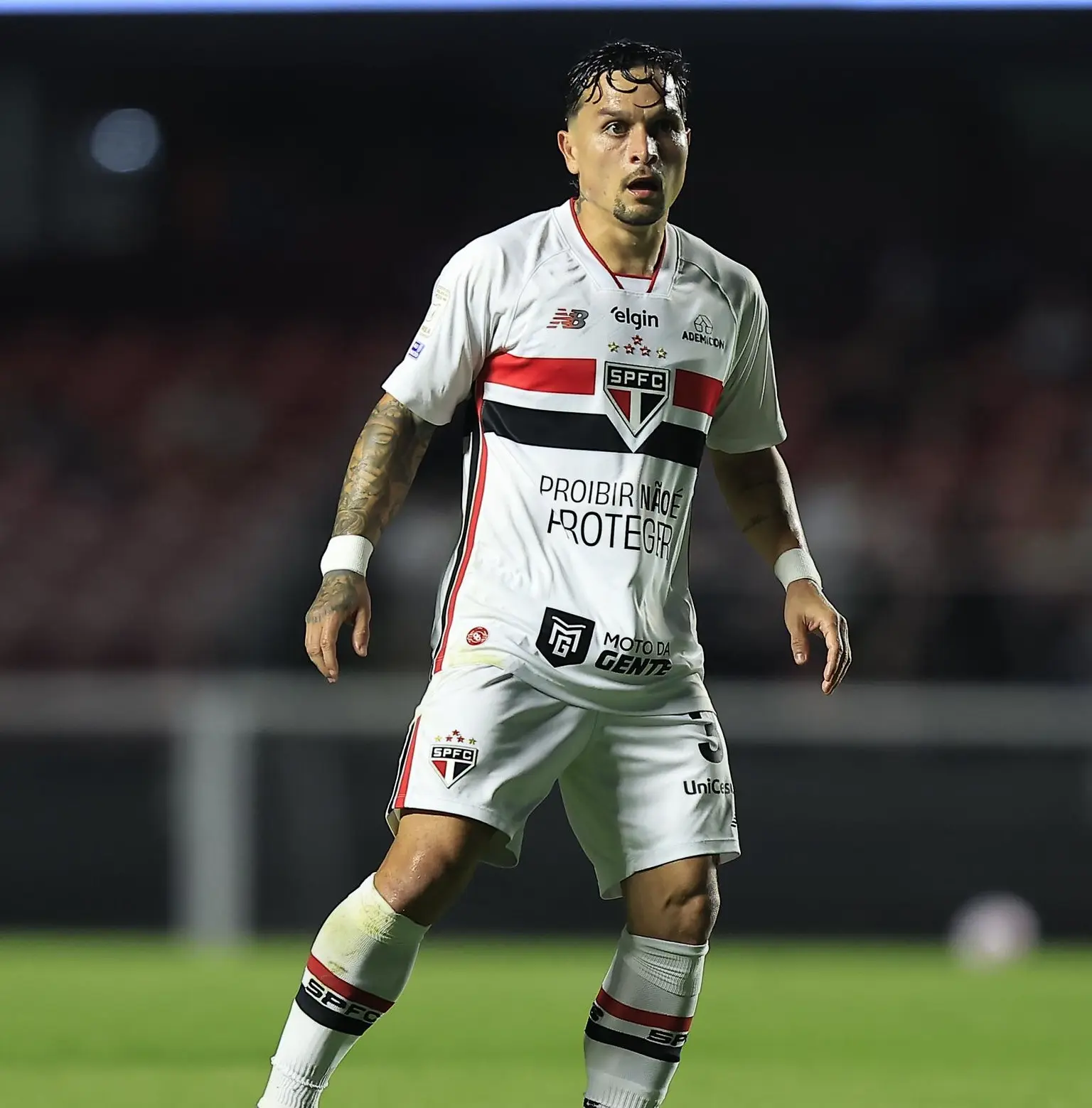 Artur comemora fim de jejum de gols e projeta nova fase para o São Paulo