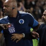 Artur Jorge denuncia ataques xenófobos durante partida do Cruzeiro