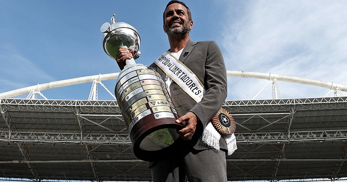 Artur Jorge revela bastidores da conquista histórica da Libertadores pelo Botafogo