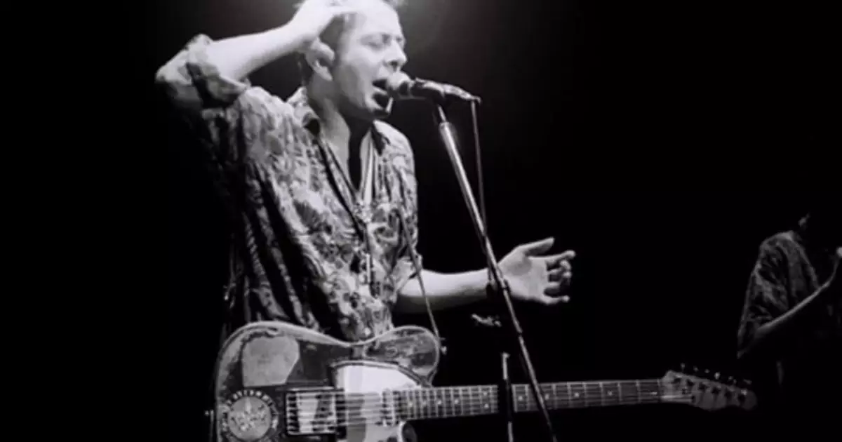 As influências musicais de Joe Strummer além do punk rock