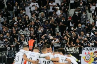 Atacante Maicon deixa o Corinthians e reforça o Azuriz para migrar ao futebol de campo