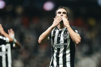 Atlético-mg supera coritiba na arena mrv e ingressa no G5 do campeonato brasileiro
