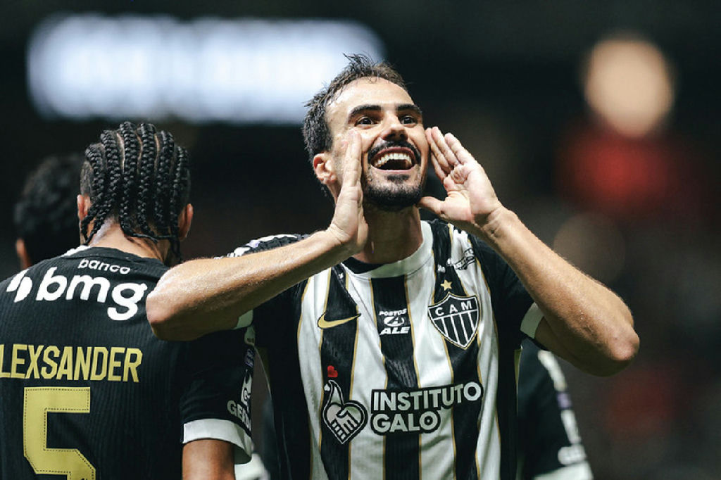 Atlético vence coritiba com gol decisivo na arena mrv