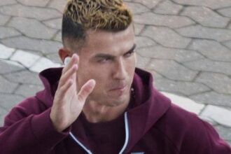 Atrito entre Cristiano Ronaldo e Jorge Jesus vira disputa pública por apoio, analisam especialistas