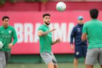 Ausência de Jemmes no Fluminense gera críticas à comissão técnica
