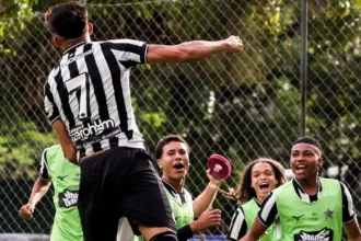 Botafogo bate Nova Iguaçu fora de casa e assegura vantagem nas quartas do Carioca sub-20