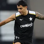 Botafogo define relacionados para clássico contra o Vasco com retornos importantes