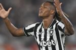 Botafogo e Chapecoense entram em campo pelo campeonato nacional