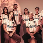 Botafogo e Mizuno revelam camisa IV em homenagem ao Outubro Rosa
