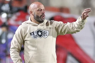 Botafogo firma acordo com Franclim Carvalho para quitar multa rescisória