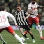 Botafogo ganha fôlego no Brasileirão após tropeços de São Paulo e Red Bull Bragantino