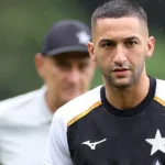 Botafogo perde titularidade de Ziyech para partida contra o Internacional