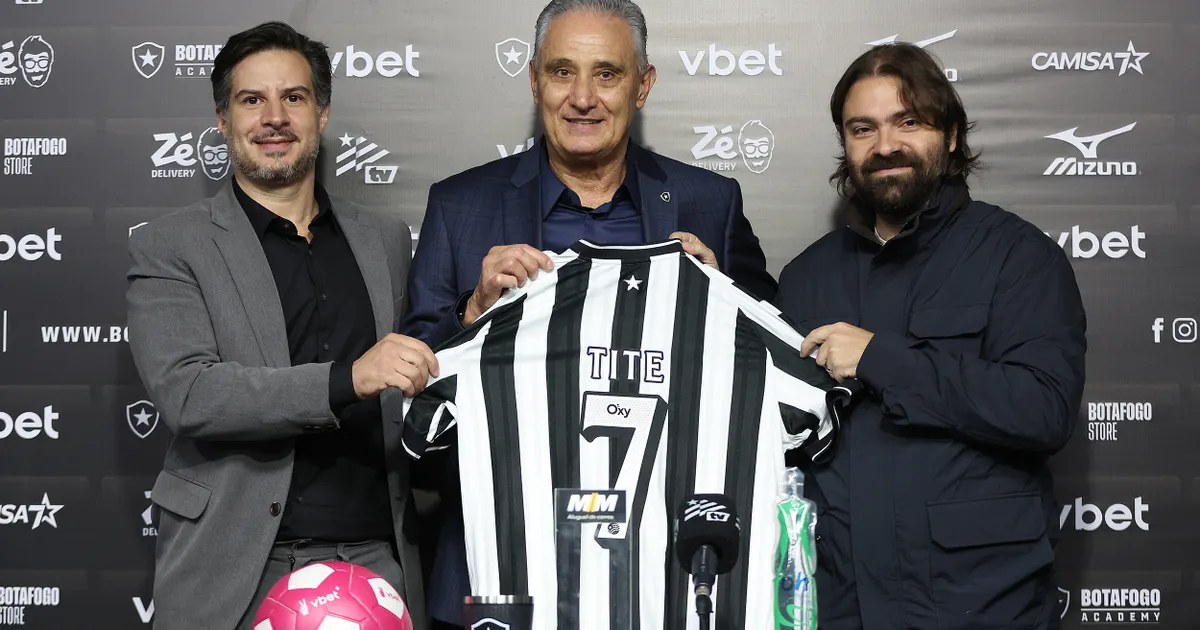 Botafogo planeja pronunciamento oficial com cúpula para acalmar torcida