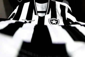 Botafogo projeta nova estratégia comercial após fim de contrato com casas de apostas