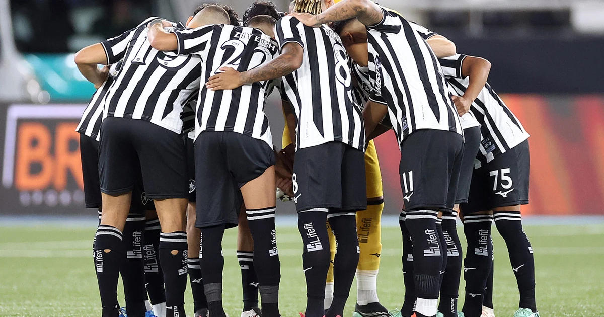 Botafogo sofre derrota para o Vasco em Atuação marcada por falhas individuais