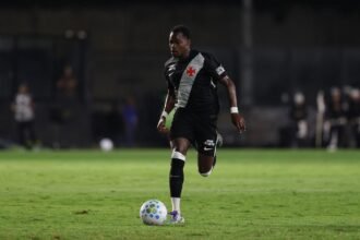 Bournemouth abre conversas para contratar Andrés Gómez do Vasco da Gama